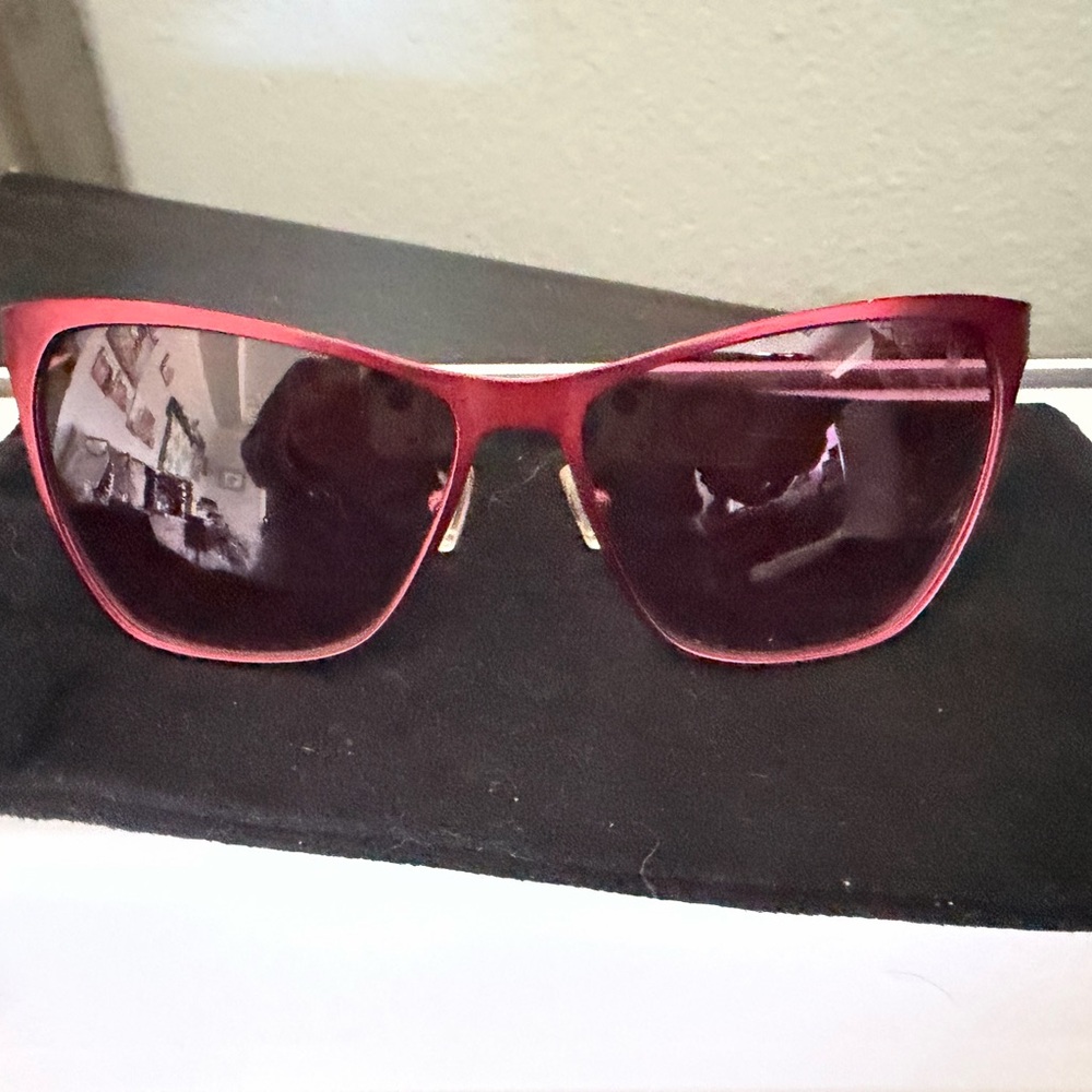 Guess by Marciano Bold Burgundy Sunglasses